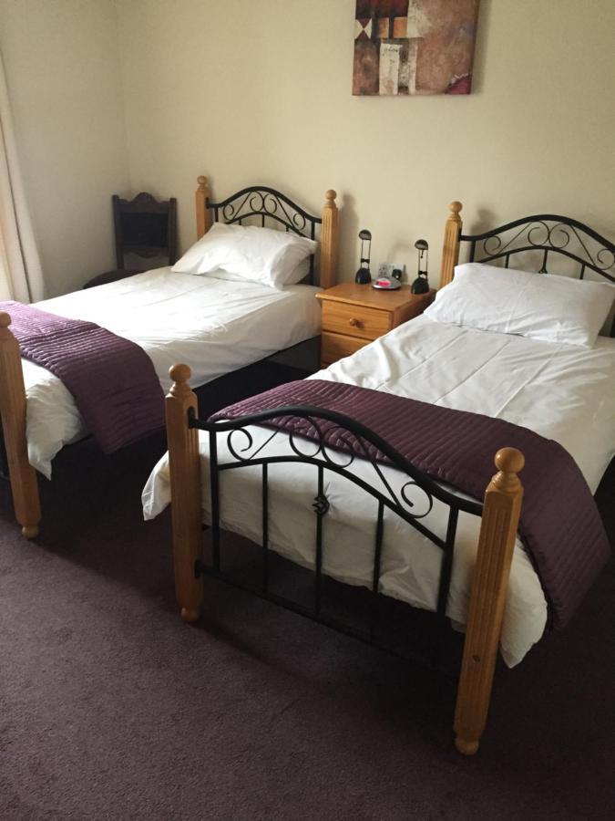 O'Loughlin'S Bed and Breakfast Milltown Malbay Esterno foto